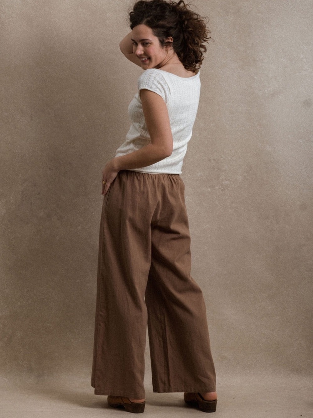 Neuflora Brown Linen Pants